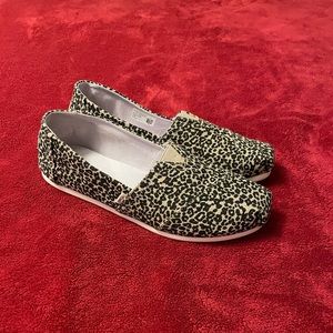 Cheetah Print Toms